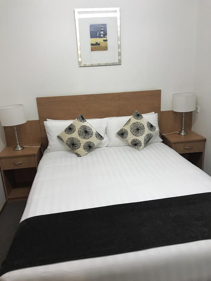 Bridge View Motel Gorokan Екстер'єр фото